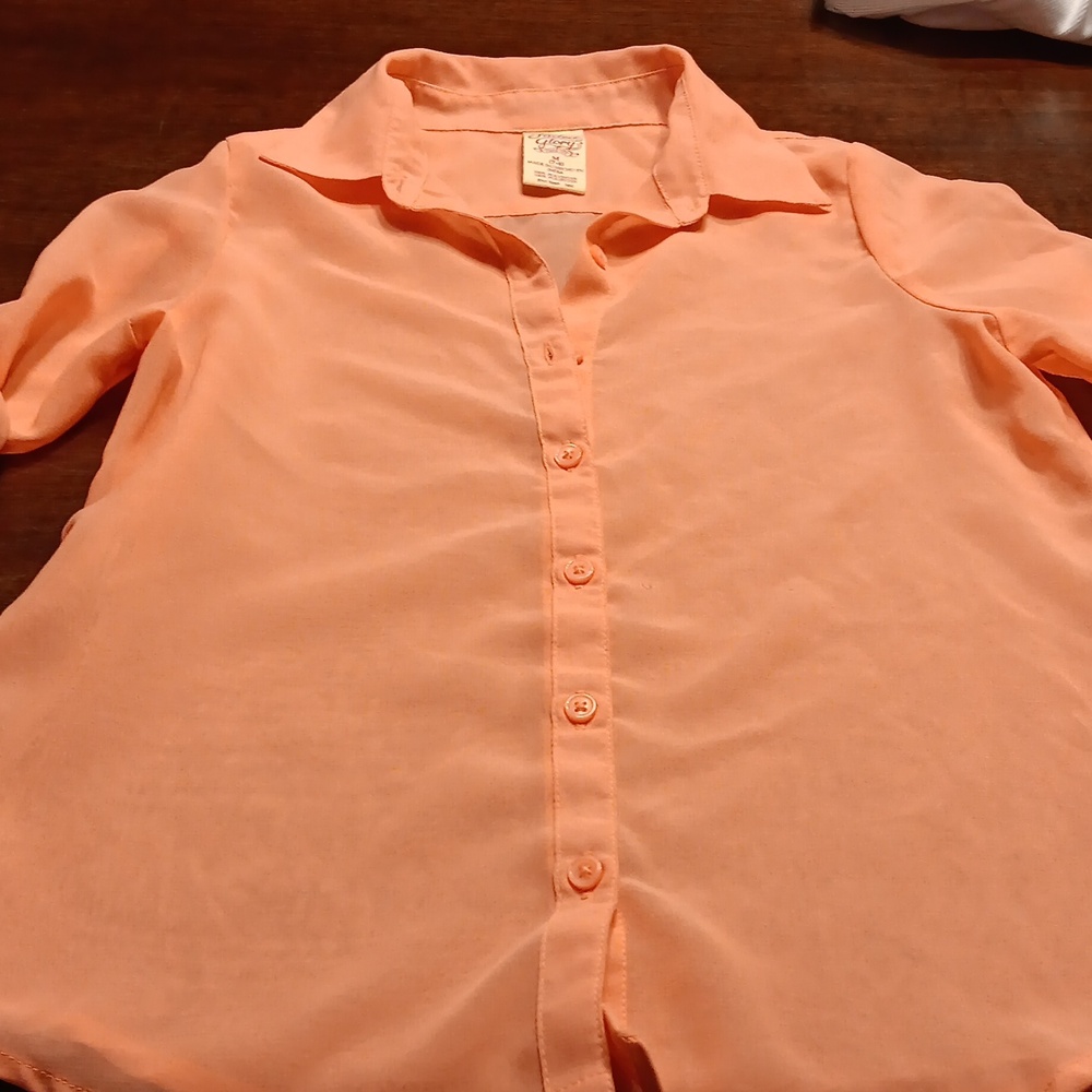 7/8 white tank top, peach top, blue jeans